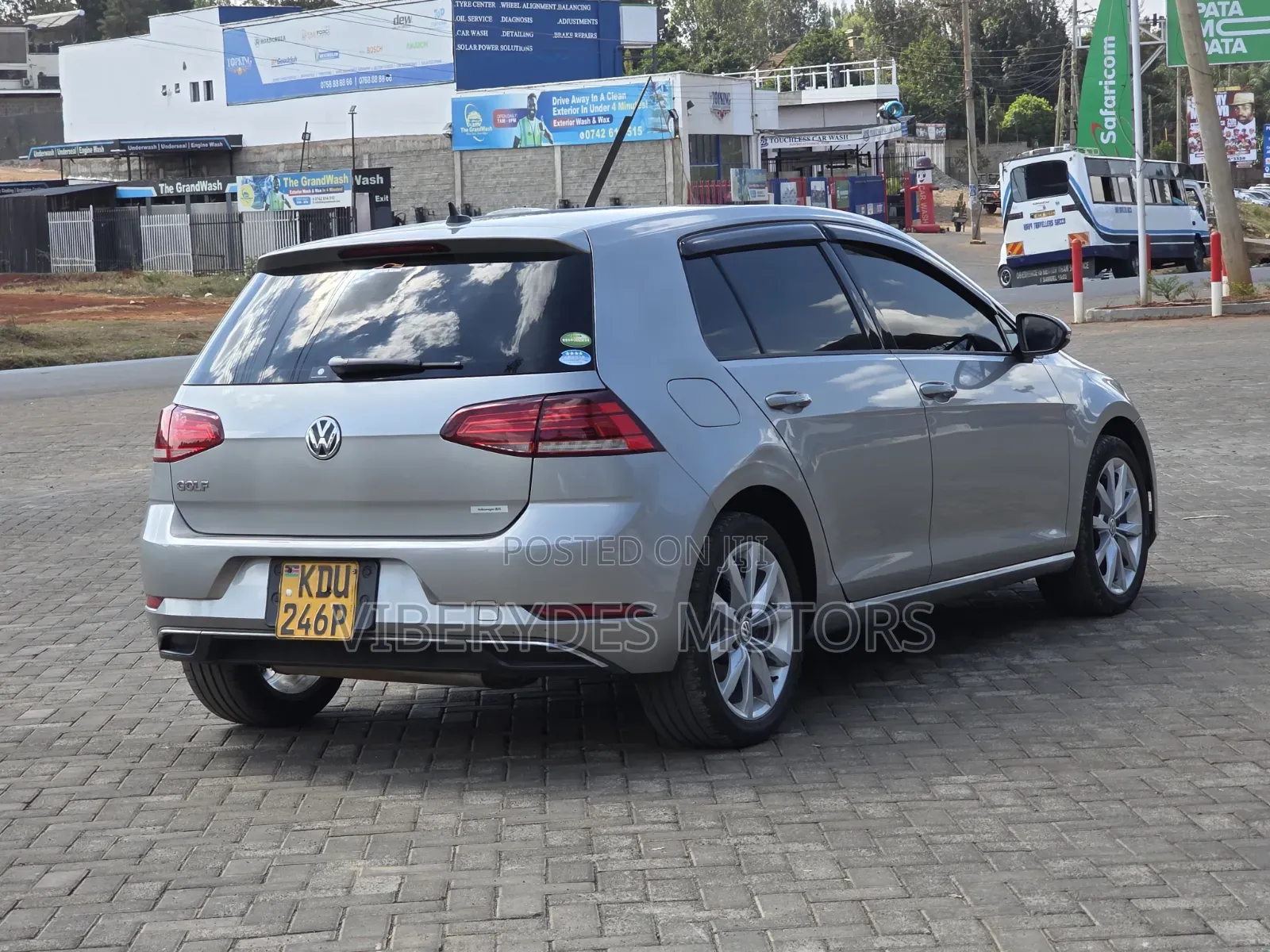 Volkswagen Golf 2018 Silver