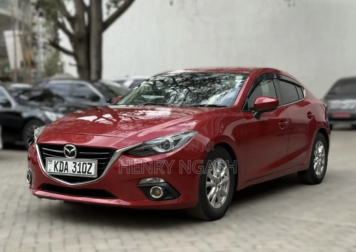 Mazda Axela SV Premium 2014 Red