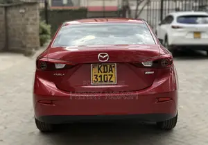 Mazda Axela SV Premium 2014 Red