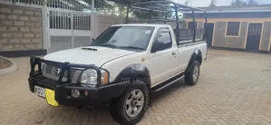 Nissan Hardbody 2016 White
