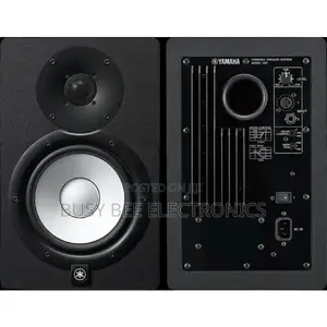 Yamaha HS7 6.5 Inch Powered Studio Monitor