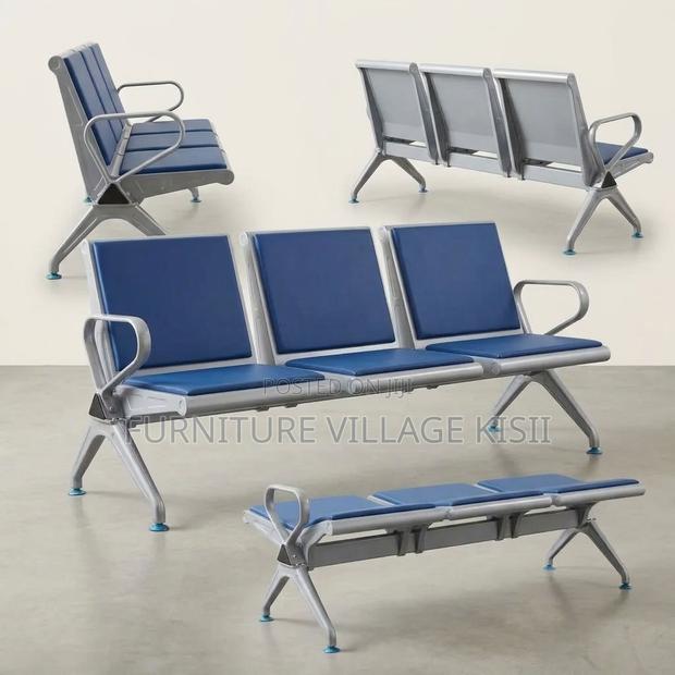 Heavy Duty Blue 3-Link Waiting Bench - thumbnail 2