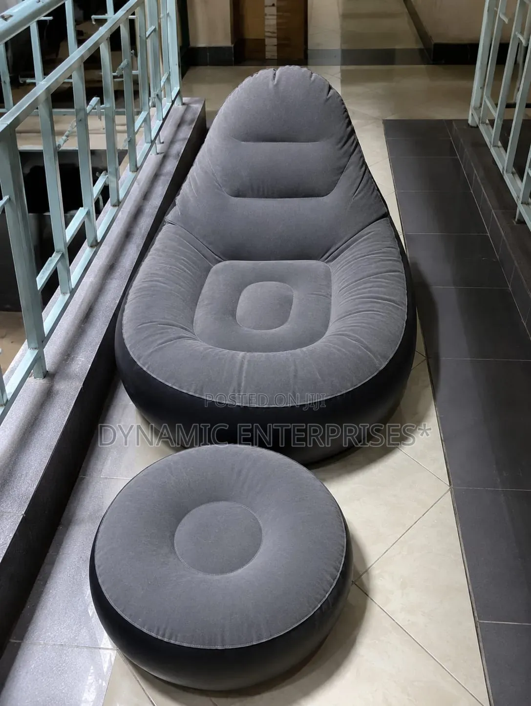 *Inflatable Seat With Foot Rest*