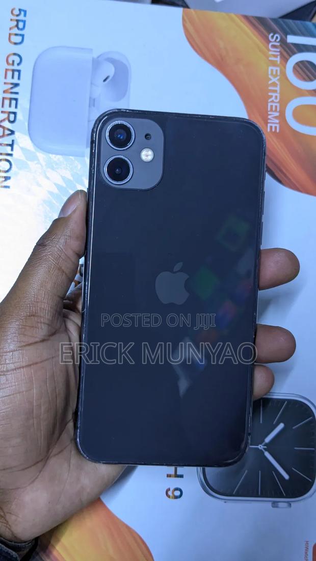 Apple iPhone 11 256 GB Gray - main view