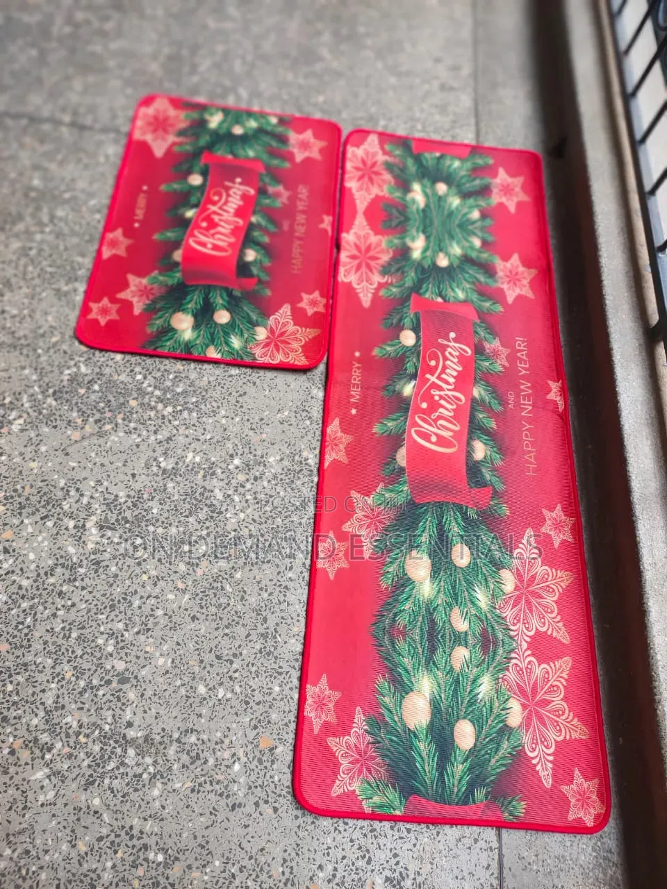2 PCS Xmass Themed Kitchen Mats