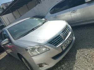 Toyota Premio 2015 Silver