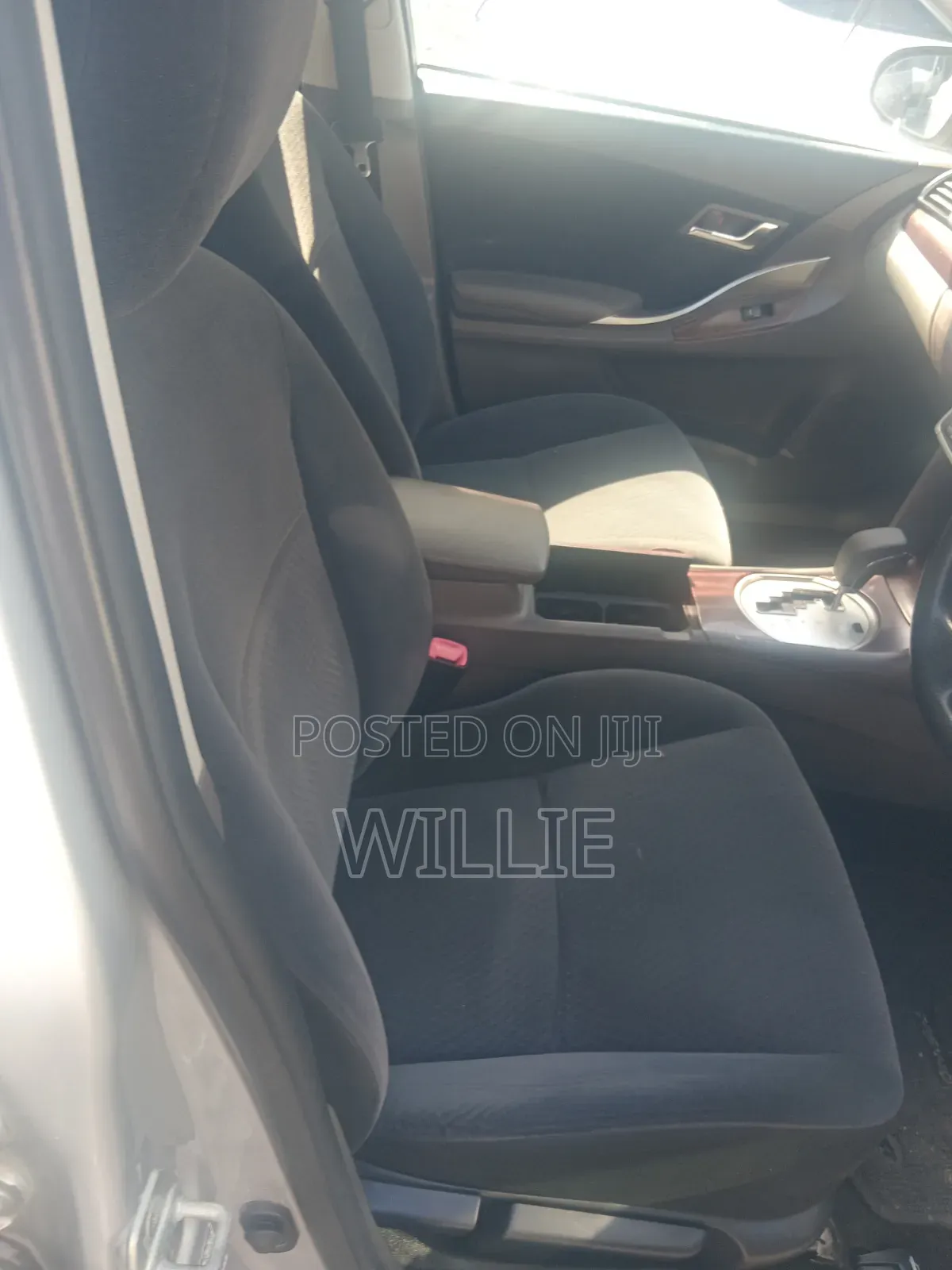 Toyota Premio 2015 Silver