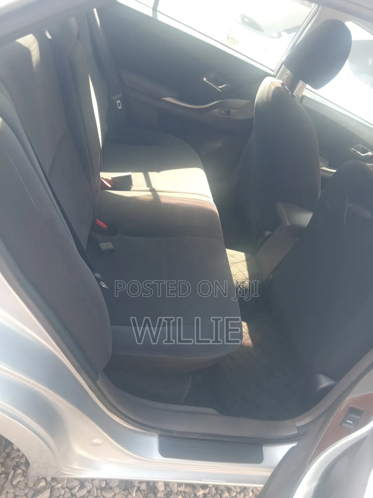 Toyota Premio 2015 Silver