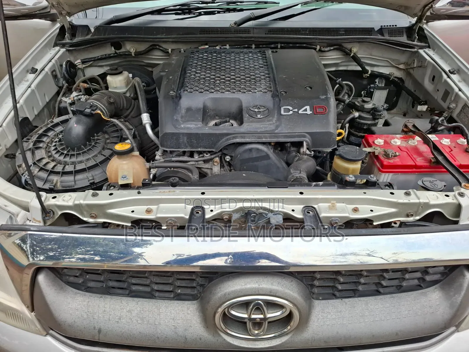 Toyota Hilux 2010 Silver