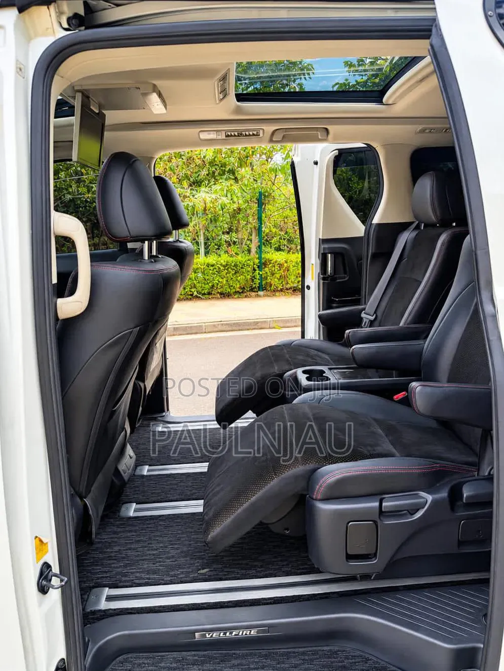 Toyota Vellfire 2017 White