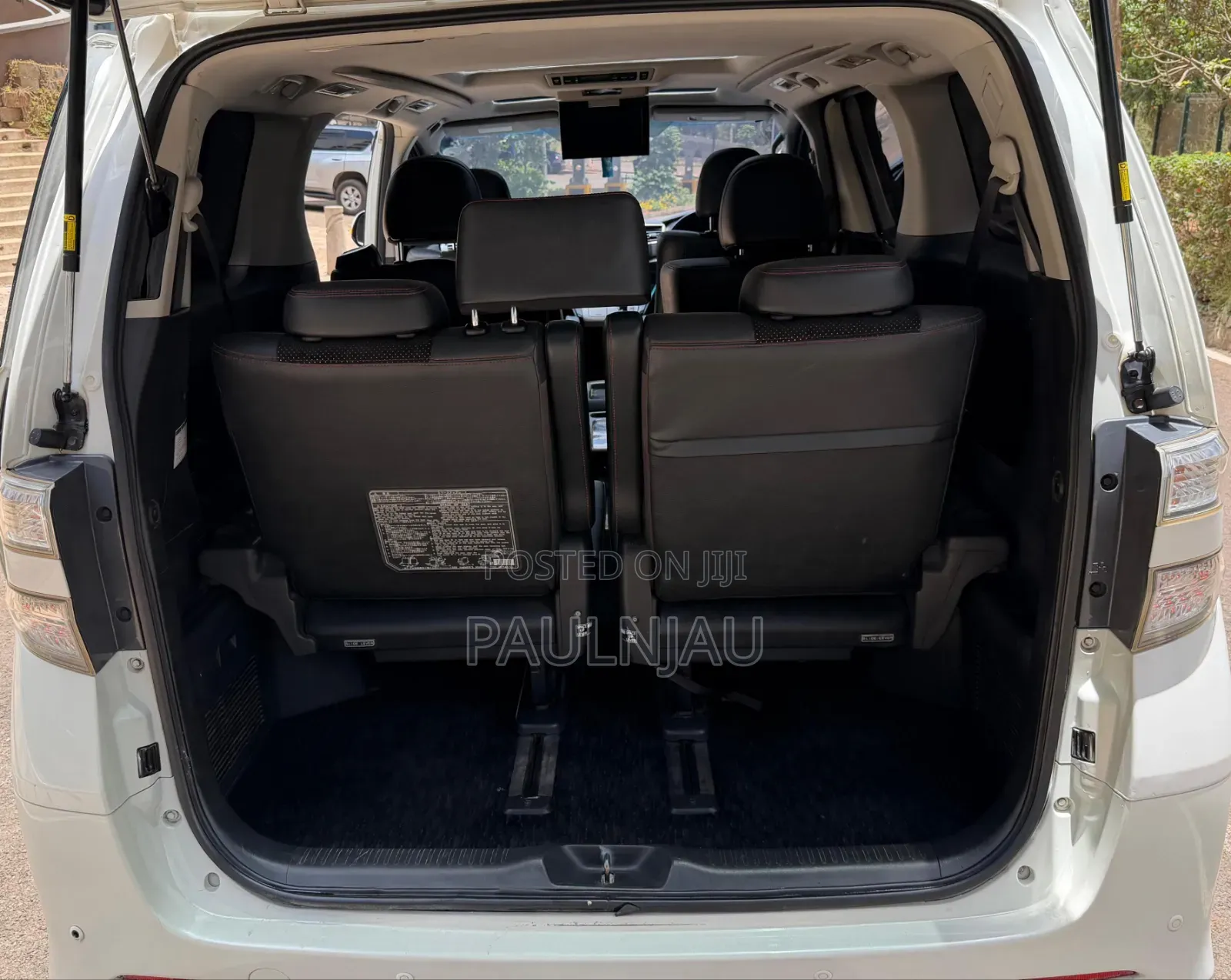 Toyota Vellfire 2017 White