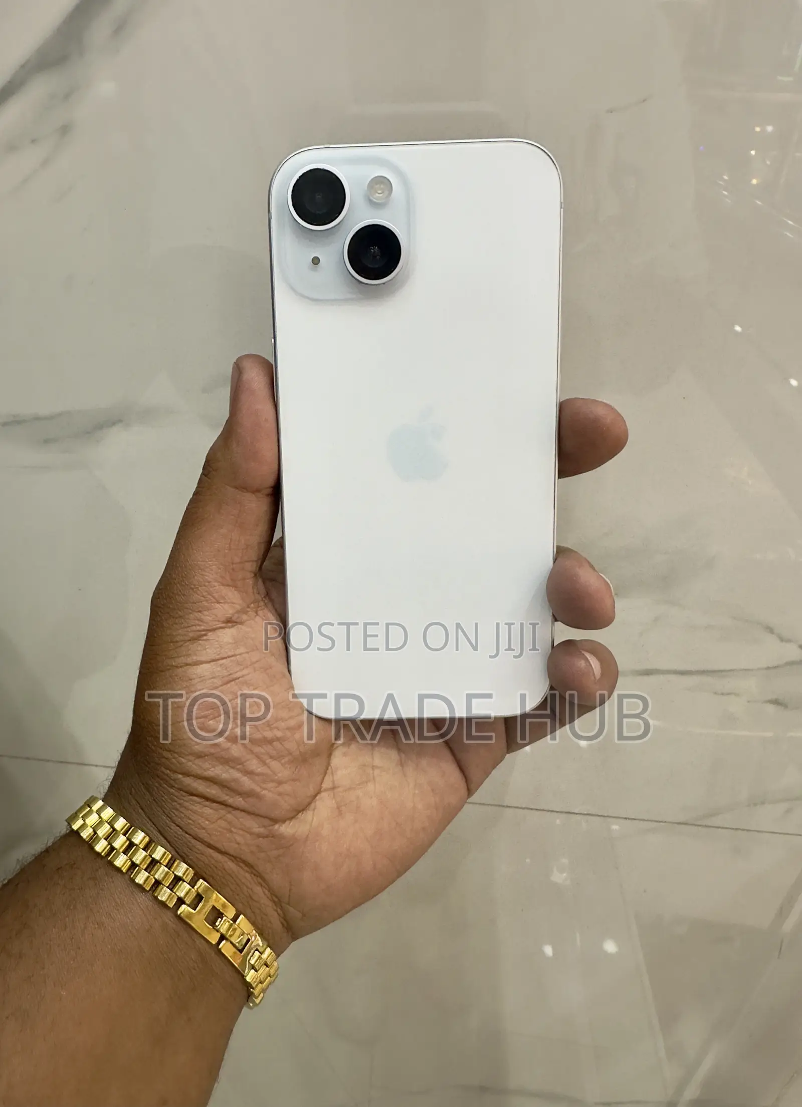 New Apple iPhone 15 128 GB Silver
