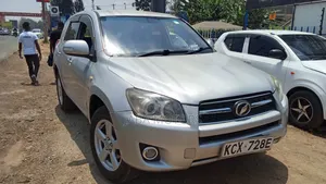 Toyota RAV4 2012 Silver