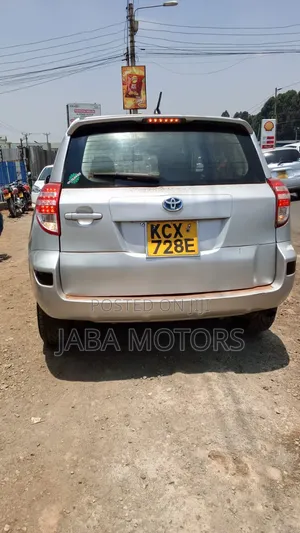 Toyota RAV4 2012 Silver