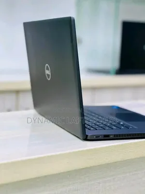 Laptop Dell Latitude 7520 8GB Intel Core i5 SSD 256GB