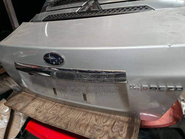 Subaru Impreza Tailgate - main view
