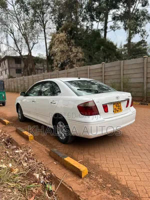 Toyota Premio 2005 White