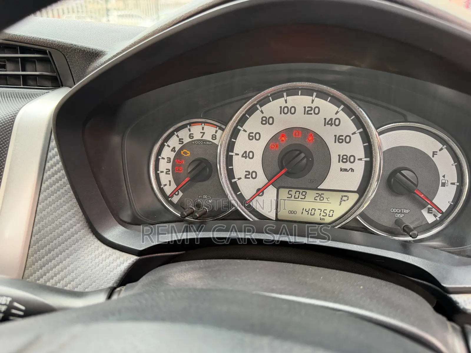 Toyota Corolla Fielder 2013 Silver