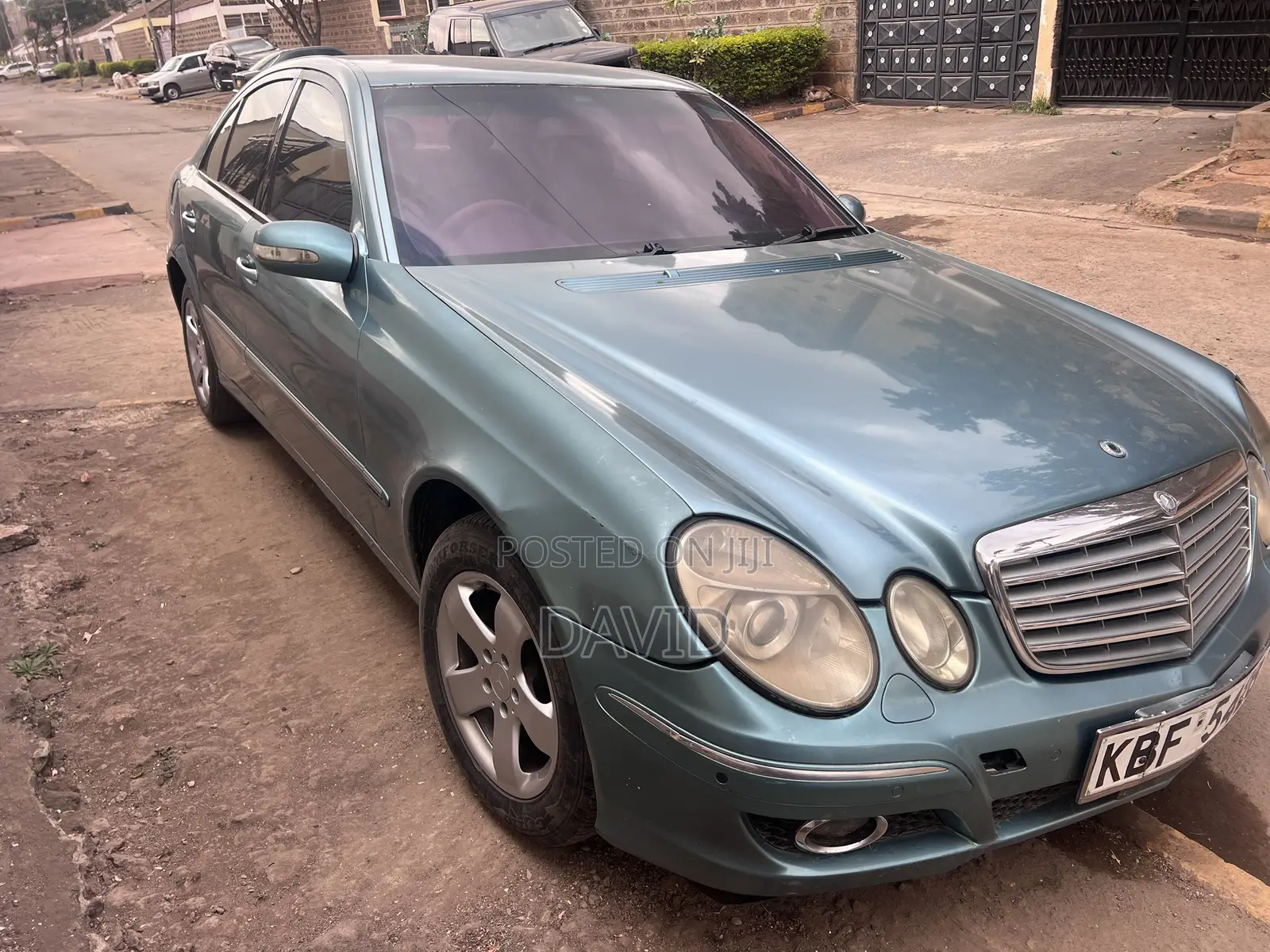Mercedes-Benz E200 2004 Blue