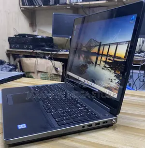 Laptop Dell Precision 7510 8GB Intel Core i7 SSD 512GB