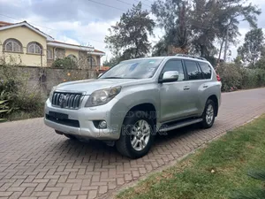 Toyota Land Cruiser Prado 2009 Silver
