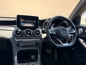 Mercedes-Benz GLC-Class 2019 White