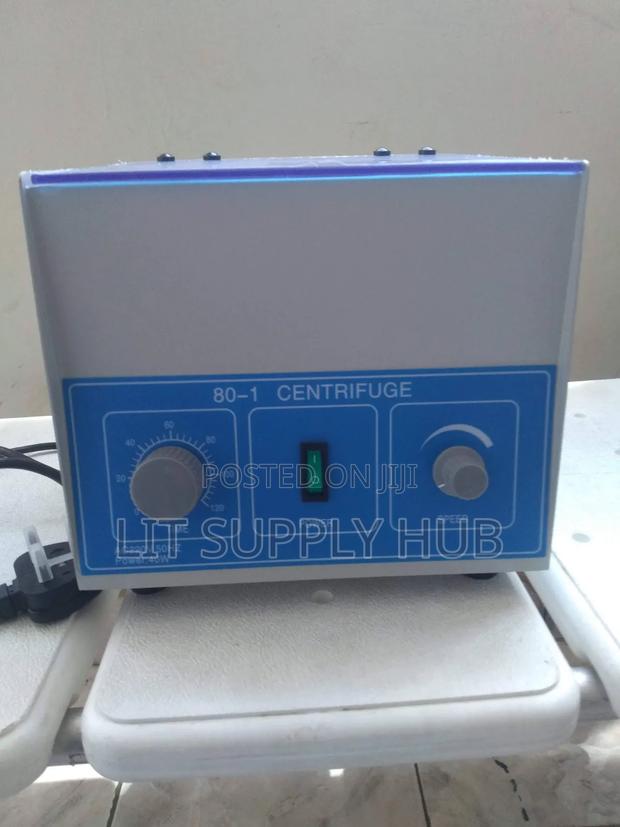 Clinical Bench Top Centrifuge