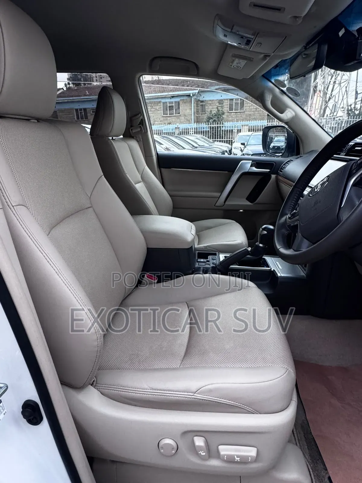 Toyota Land Cruiser Prado 2.8 2022 Off white