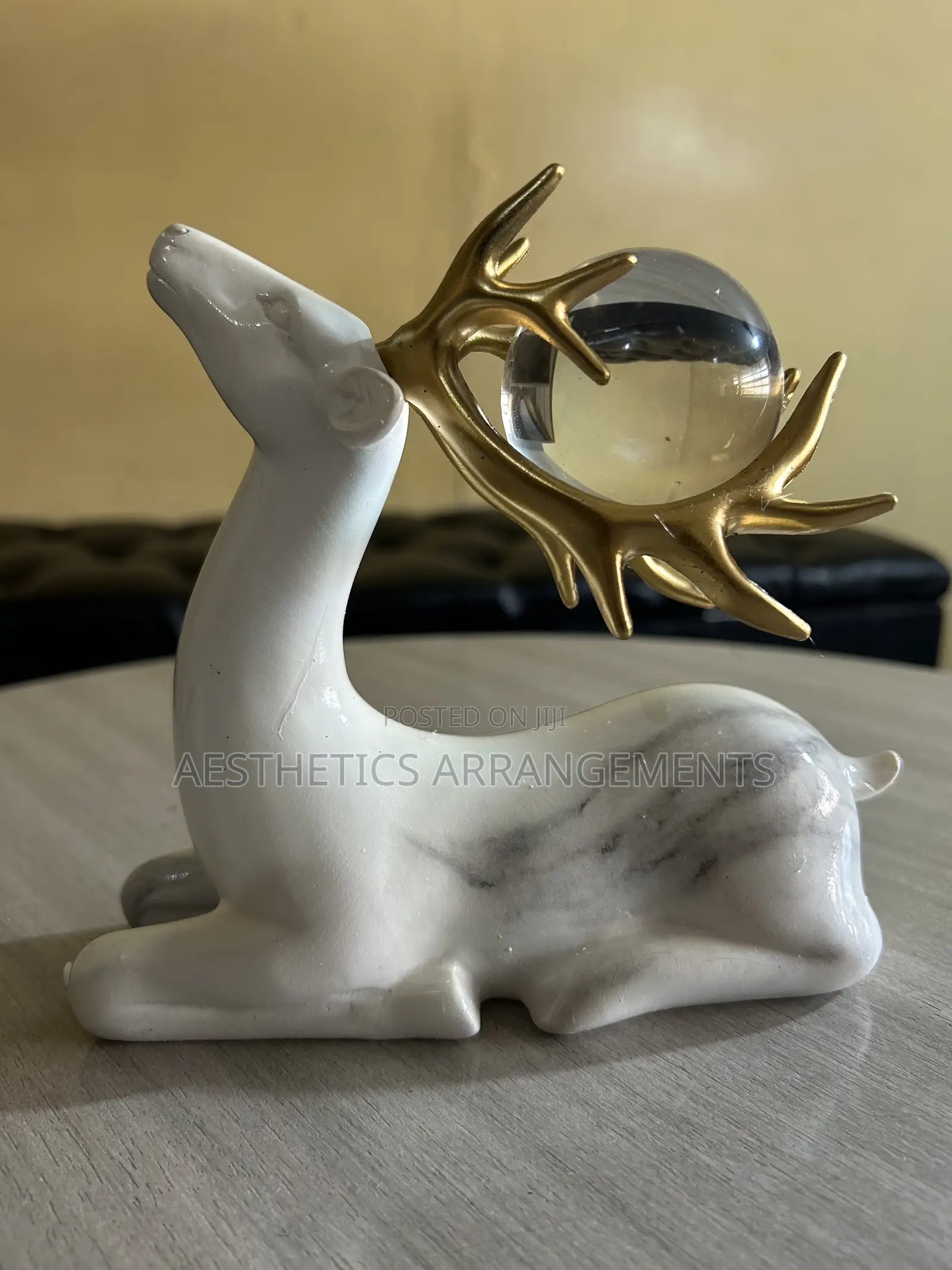 White and Gold Deer With Clear Marbles on the Horns (Short)