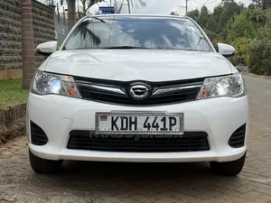 Toyota Corolla Fielder 1.5 Petrol FWD 2015 White