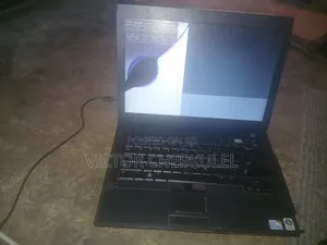 Laptop Dell Latitude E6400 4GB Nvidia SSHD+SSD 160GB