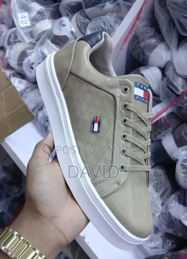 Quality Unisex Shoes - main view