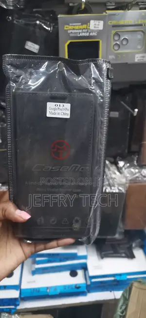 Black Retro Wallet Leather Flip Case in Plastic the Google Pixel 8 Pro