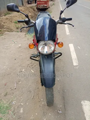 Bajaj Boxer 150 UG 2024 Red