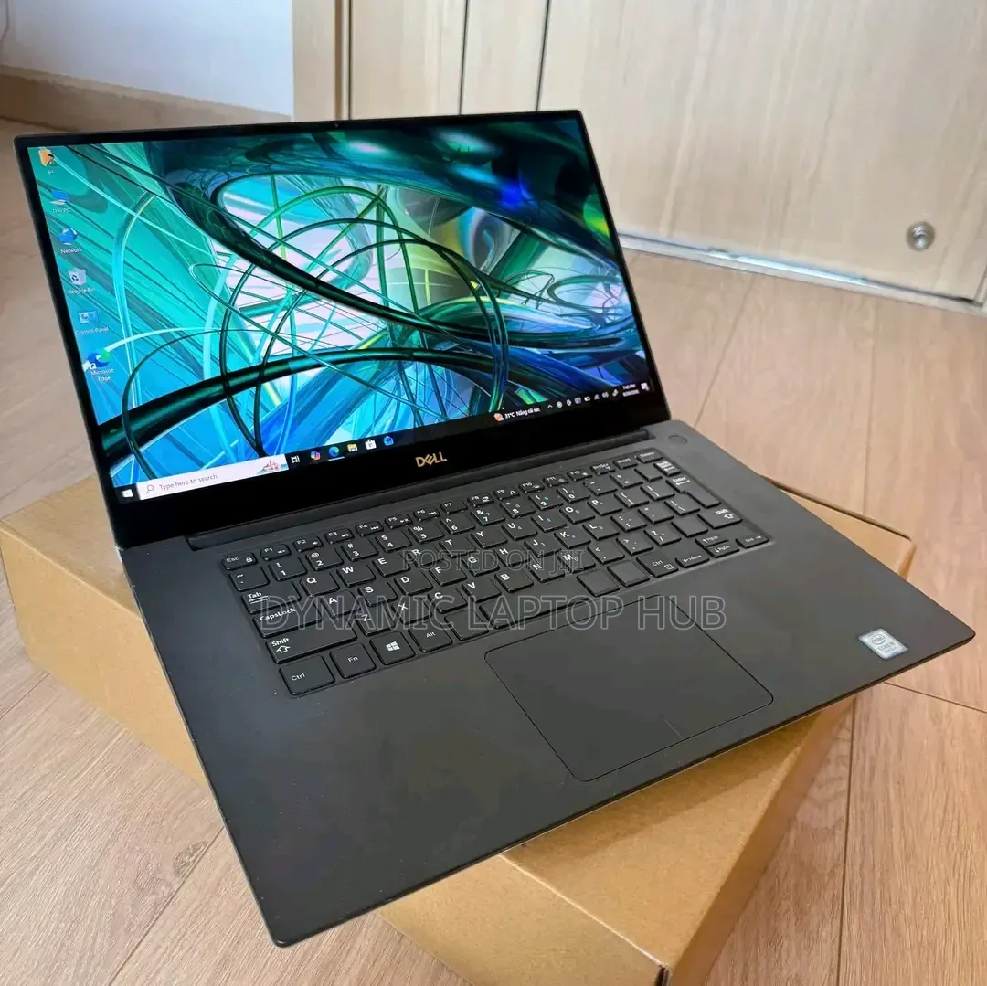 Laptop Dell Precision 5540 8GB Intel Core i9 SSD 256GB