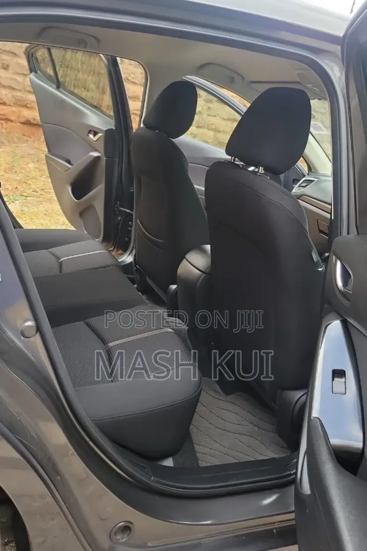 Mazda Axela 2019 Gray