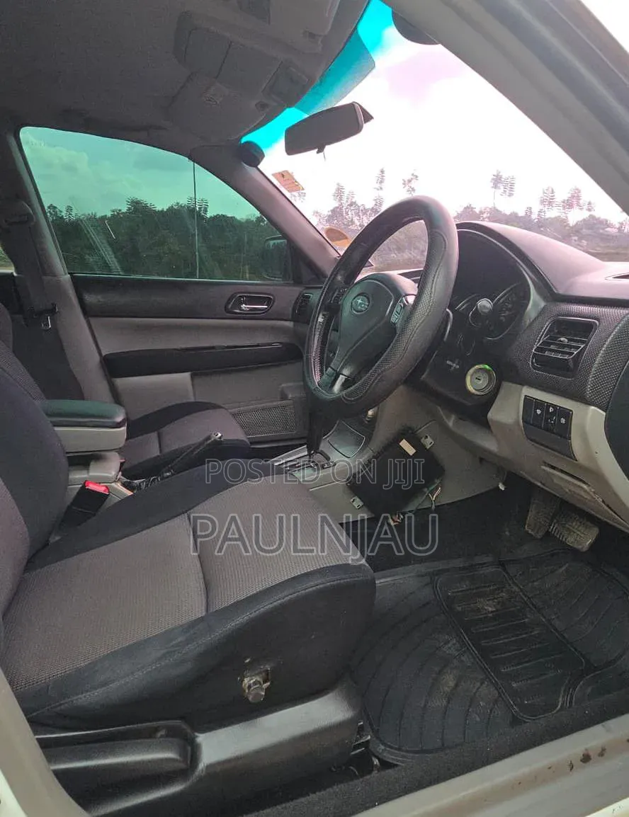 Subaru Forester 2005 White