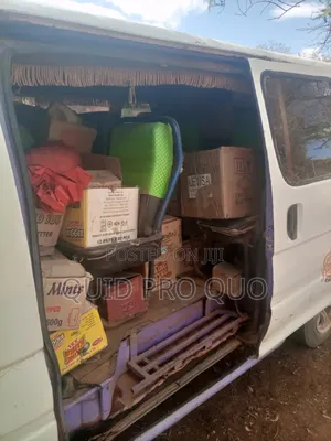 Toyota TownAce 2000 White
