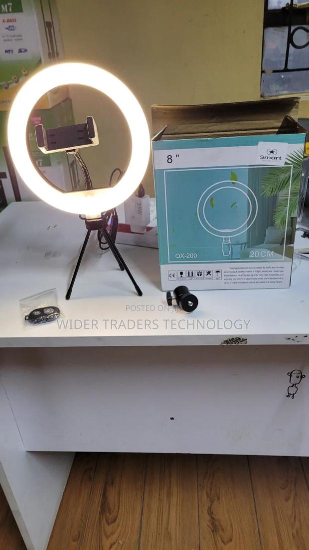 8-Inch LED Selfie Ring Light Kit - thumbnail 2