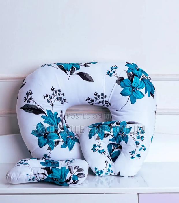 3 in 1 Nursing Pillow - main view