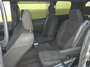Toyota Noah 2019 Silver