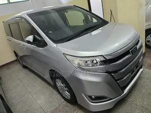 Toyota Noah 2019 Silver
