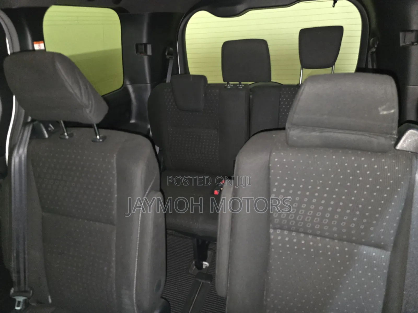 Toyota Noah 2019 Silver