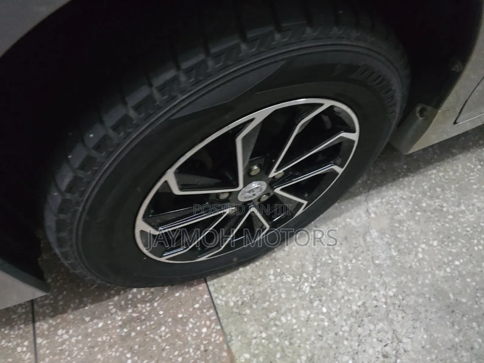 Toyota Noah 2019 Silver