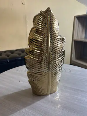 Gold Leaf (Vase)