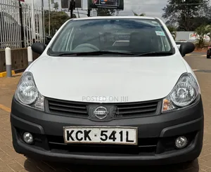 Nissan Advan 2009 White