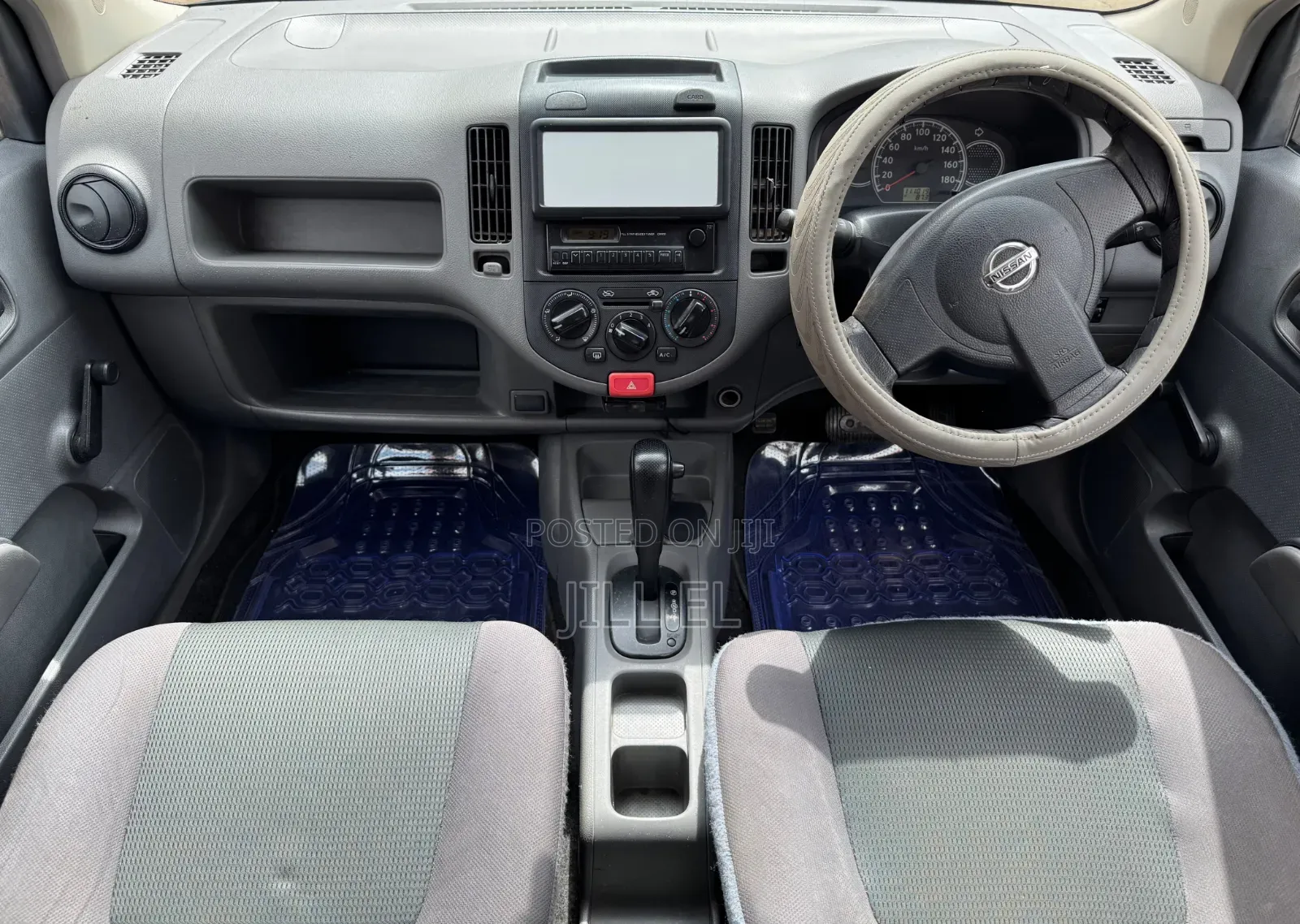Nissan Advan 2009 White