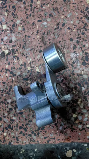 1tr/2tr Engine Fanbelt Tensioner Prado J150