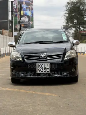 Toyota Auris 2012 Black
