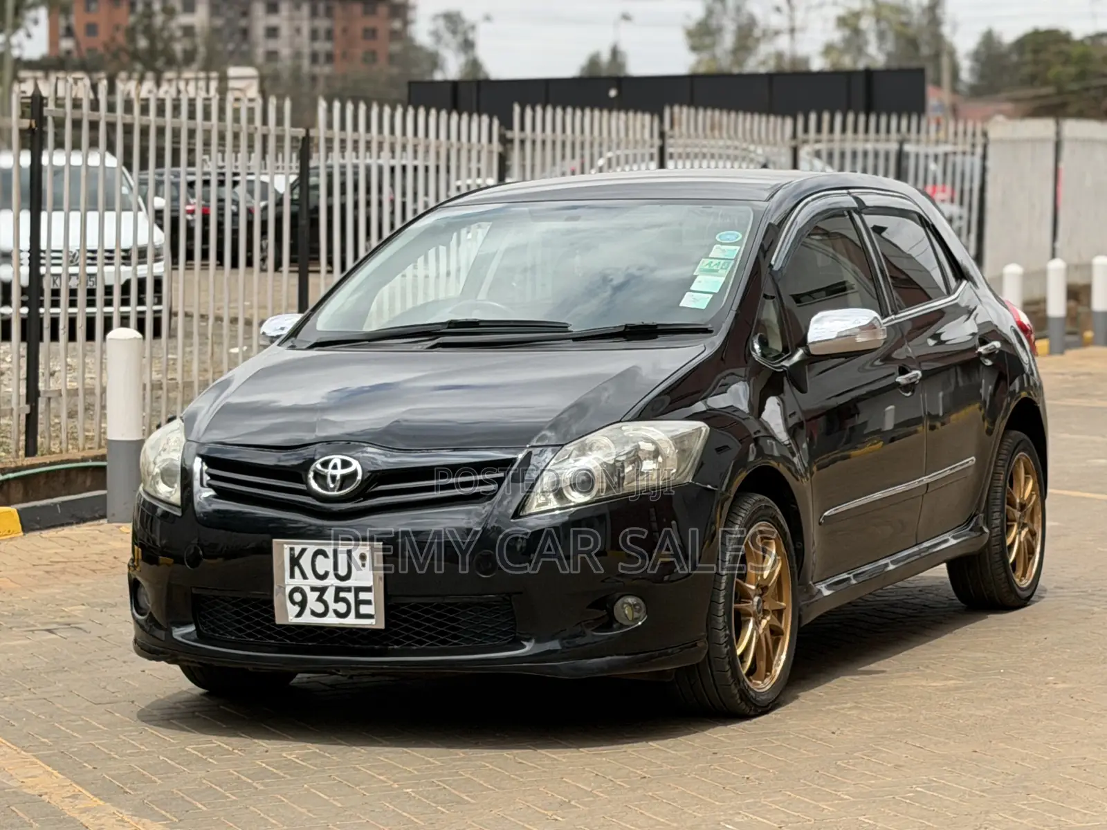 Toyota Auris 2012 Black
